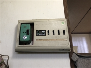 茨城県牛久市 分電盤交換＋専用コンセント設置工事1