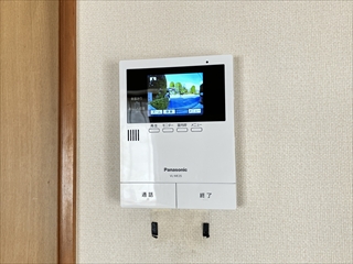 茨城県守谷市 家庭用ドアホン工事1