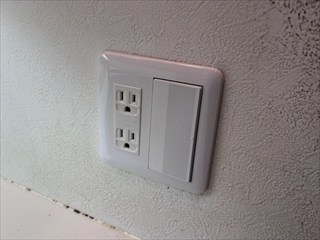 千葉県柏市 家庭用コンセント交換工事2