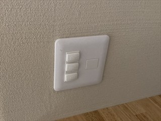 千葉県柏市 家庭用コンセント交換工事3
