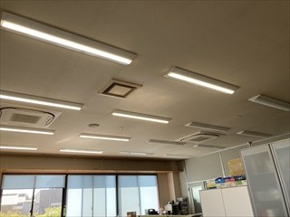茨城県つくば市 オフィス用照明交換工事2