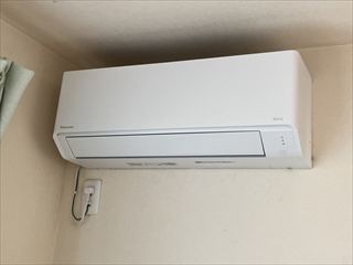 茨城県取手市　家庭用エアコン交換工事2