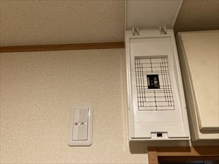 千葉県野田市 家庭用EVコンセントスッチ付き(電気自動車充電コンセント)設置・ドアホン交換工事