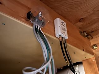 千葉県柏市 家庭用アンテナトラブル(ブースター電源復旧)対応