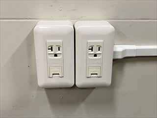 茨城県つくば市 オフィス用コンセント増設工事