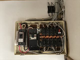 茨城県取手市　オフィス用アンペアアップ・コンセント増設・スイッチ交換工事