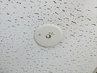 茨城県坂東市　照明交換・非常灯・誘導灯交換工事