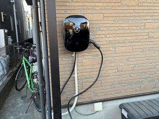 千葉県柏市　家庭用ベンツウォールユニット（電気自動車充電コンセント）設置工事