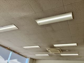 茨城県坂東市　照明交換・非常灯・誘導灯交換工事