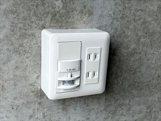 千葉県柏市　家庭用電源引換・コンセント交換工事