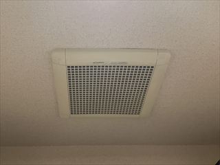 茨城県取手市　マンション用換気扇交換工事