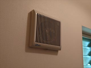 茨城県つくばみらい市　家庭用換気扇交換工事