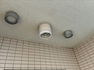 茨城県取手市　マンション用非常灯2灯交換工事
