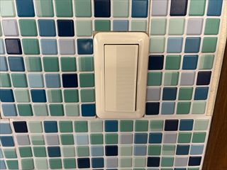 千葉県柏市　家庭用ドアホン交換・門灯照明交換・スイッチ交換工事