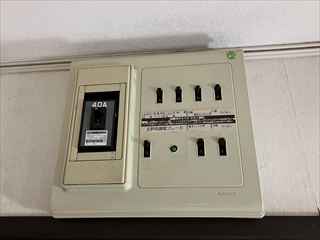 千葉県流山市　家庭用分電盤交換、専用コンセント交換工事