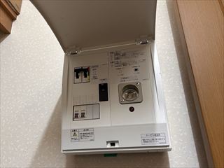茨城県坂東市　家庭用ポータブル切替盤設置工事