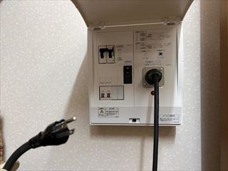 茨城県坂東市　家庭用ポータブル切替盤設置工事