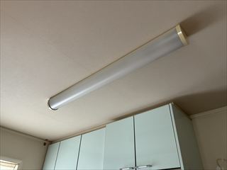 茨城県守谷市　家庭用キッチン照明交換工事