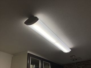 茨城県龍ケ崎市　家庭用キッチン照明交換工事