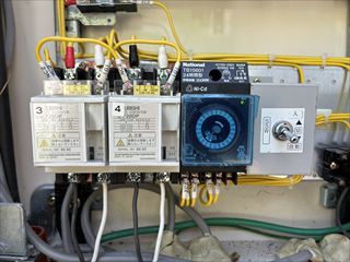 茨城県守谷市　施設用駐車場タイムスイッチ交換工事