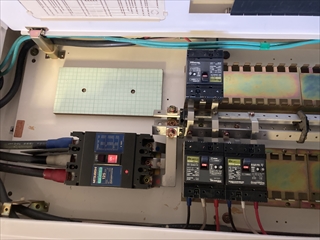 茨城県守谷市　工場ブレーカー更新工事7